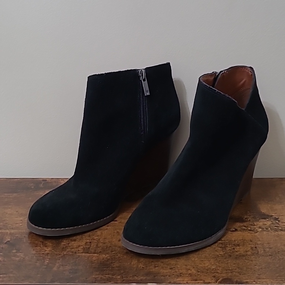 Lucky Brand YAKEENA Black Leather Suede Ankle Boots size 8.5 - Picture 1 of 10